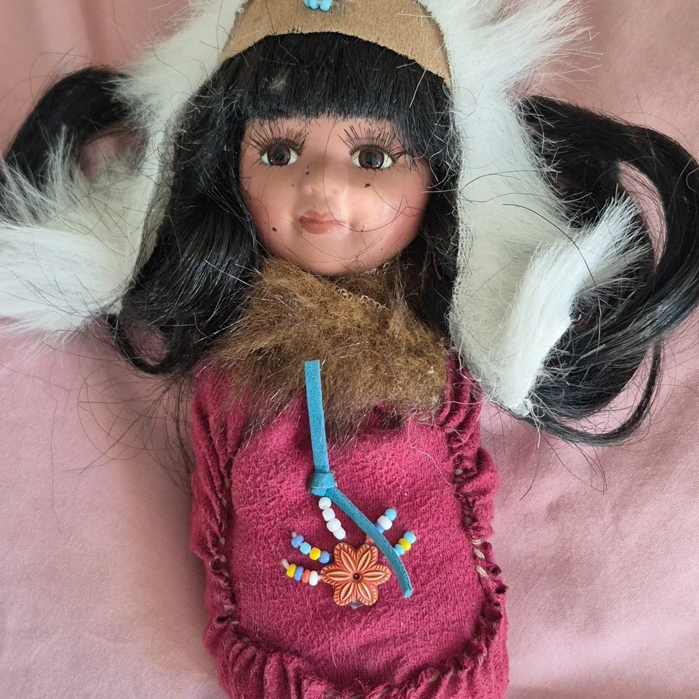 Vintage Native American Indian Porcelain Shoe Cloth Body  Moccasin Doll 6